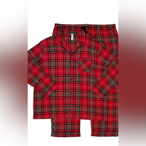 Wondershop | Women’s Red Plaid Family Christmas Pajamas - Picture 1 of 3